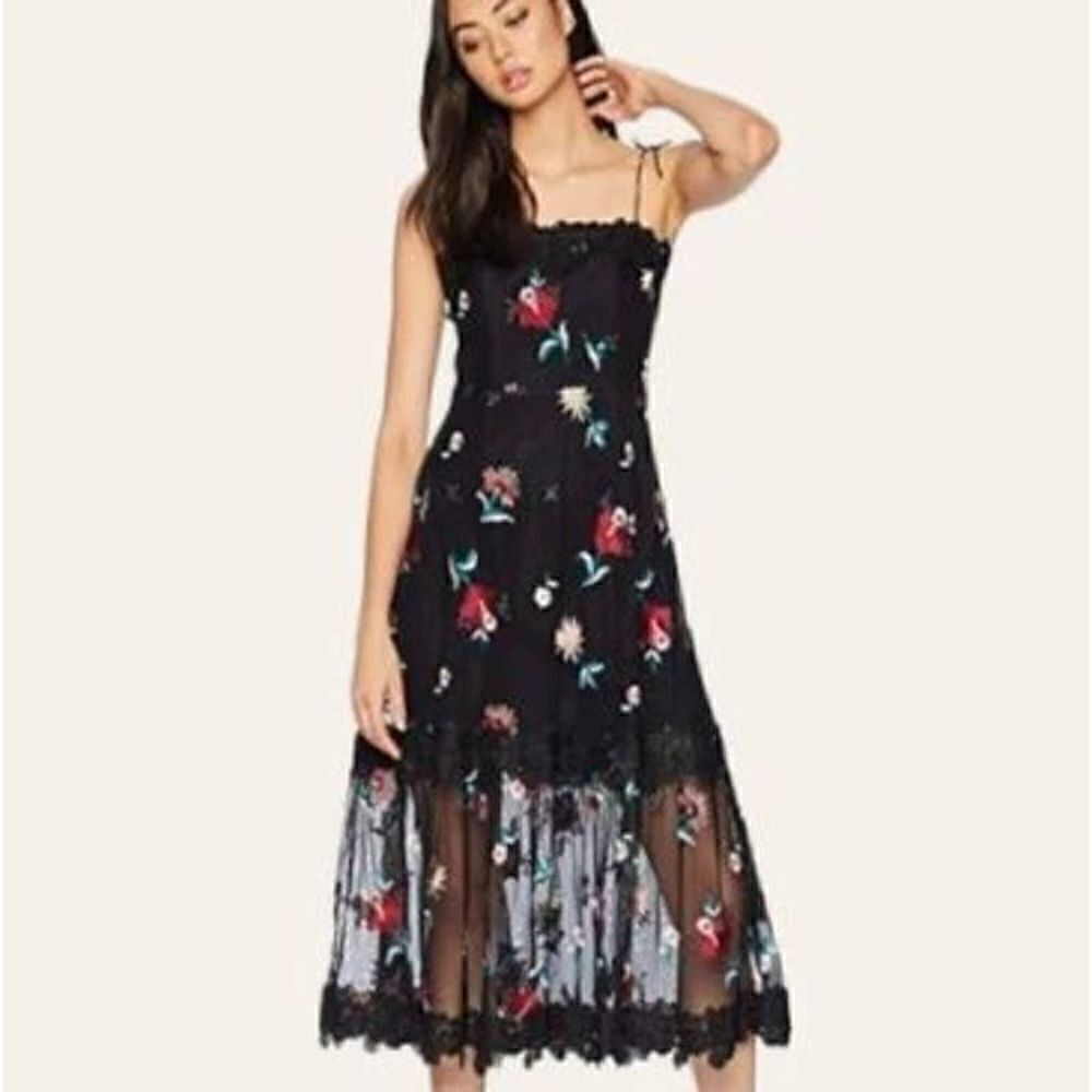 BB DAKOTA BLACK SHEATH LETS DANCE DRESS EMBROIDERED FLORAL Y2K EYELET LACE 4